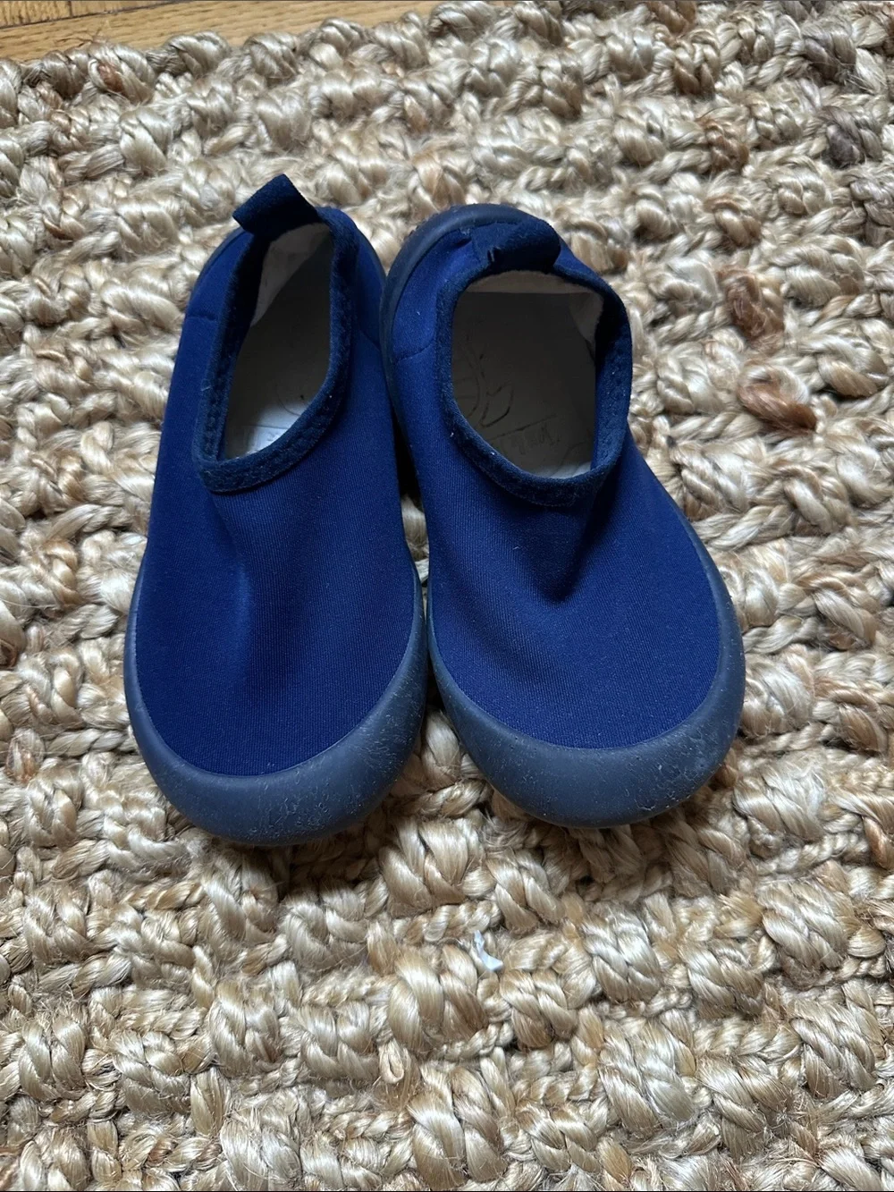Jan and Jul water shoes